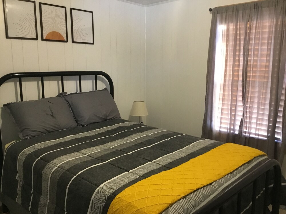 Suncatcher Way out in West Texas Alpine Vrbo