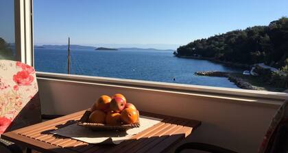Đurđa - Amazing Location & sea View - B1