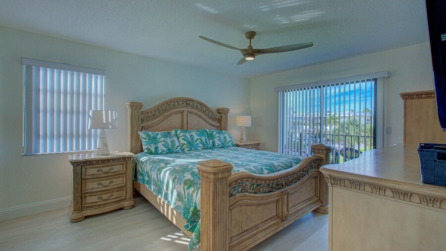 Anna Maria Island Absolute Anna Maria-private Beach Access-heated Pool-wi-fi