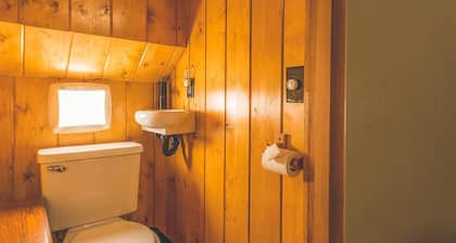 Moosewood Cabin