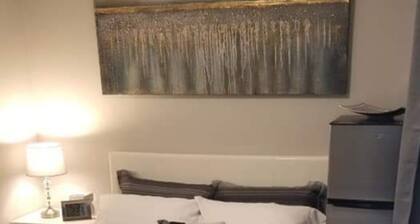 Air Way Motel