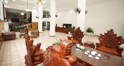 Quy Son Hotel