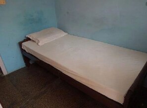 Deluxe Room | Free WiFi, bed sheets