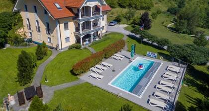 Pool Villa Silva Marija - App 102