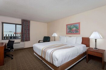 Norwood Inn & Suites Indianapolis