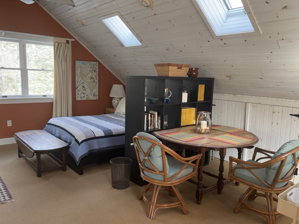 Private Spacious Pet Friendly Studio / Loft Little Compton Vrbo