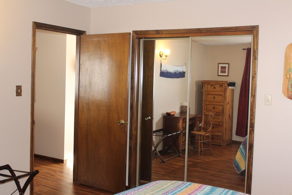 Elk View Cabin A lovely mountain retreat. Familyfriendly and dog