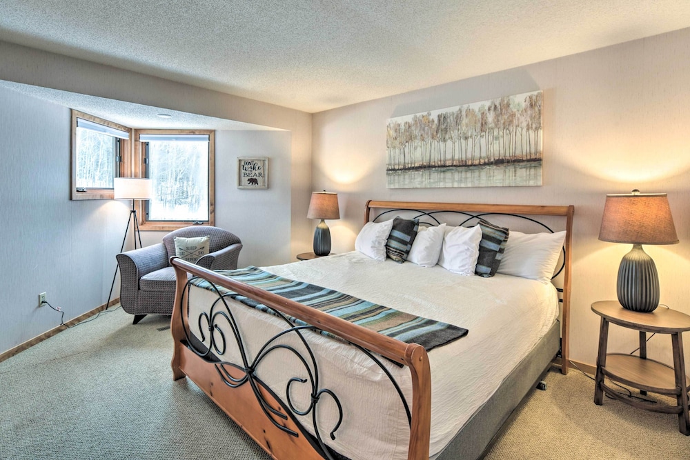 SkiIn, SkiOut Townhome w/ Lutsen Mtn Views! Lutsen Vrbo