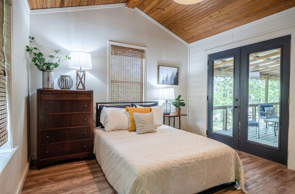 Sylamore Creek Retreat with Creek Views Stone County Vrbo