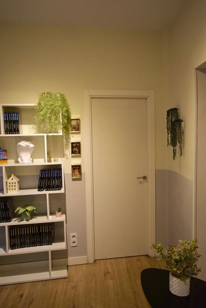 Cozy 2Bed Apartment Near the Center Madrid Vrbo