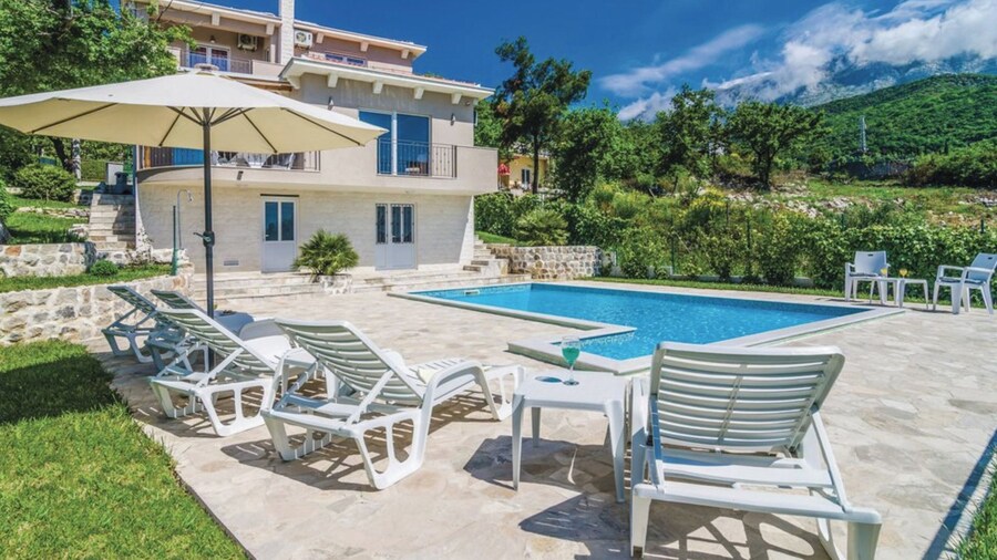 Pool Villa Panorama Mojdež