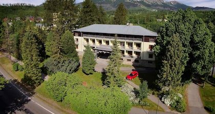 APLEND Hotel Lujza Major