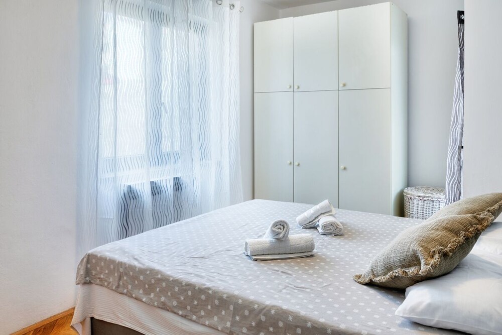 House Viola Pula Vrbo