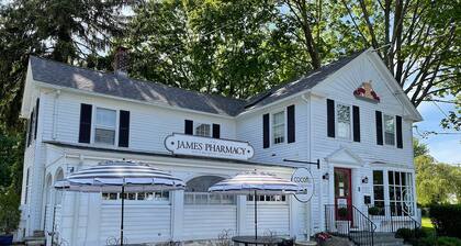 James Pharmacy Bed & Breakfast