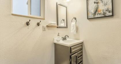 2BR Old Colorado City Dog Friendly
