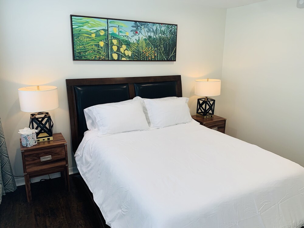 ★TROPIC VIBE★ Walk to Hyde Park, SOHO, Bayshore Tampa Vrbo