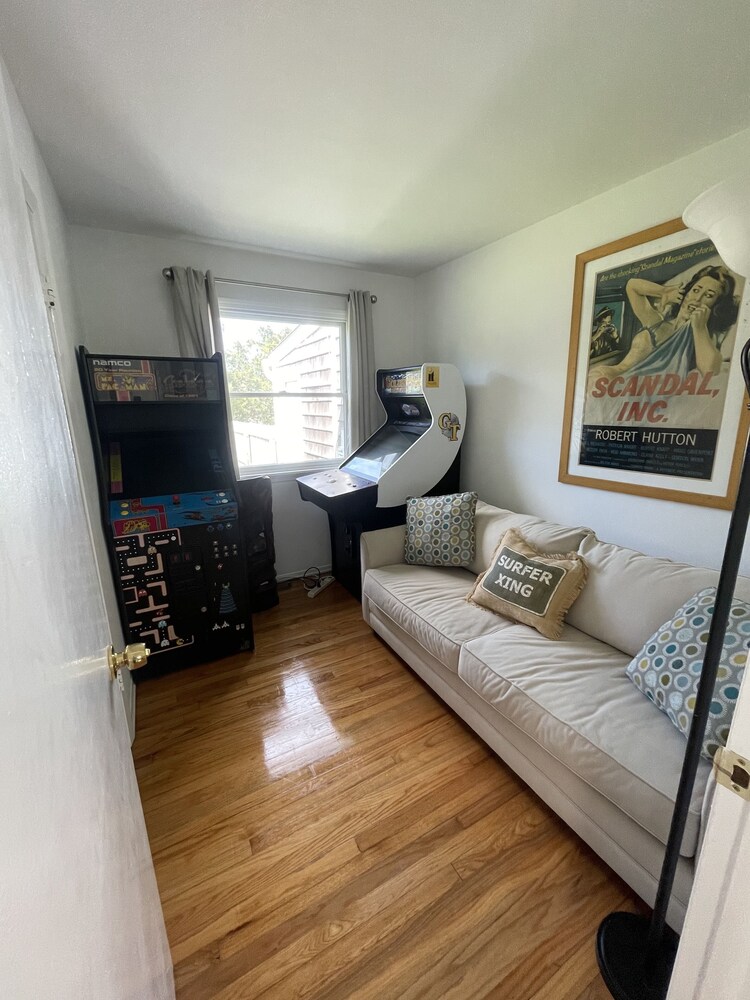 PRICE CUT ! WATER VIEWS WESTHAMPTON Westhampton Vrbo