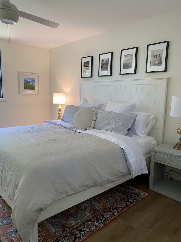 Lake Front Retreat 45 min from Edmonton Seba Beach Vrbo