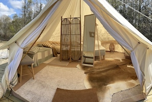 Deluxe Tent, Multiple Beds | Premium bedding, down comforters, pillowtop beds, blackout drapes