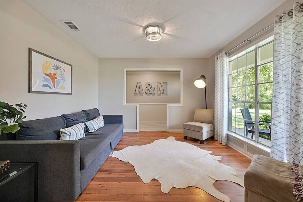 White Rock Ranch Beautiful Getaway Near the City College Station Vrbo