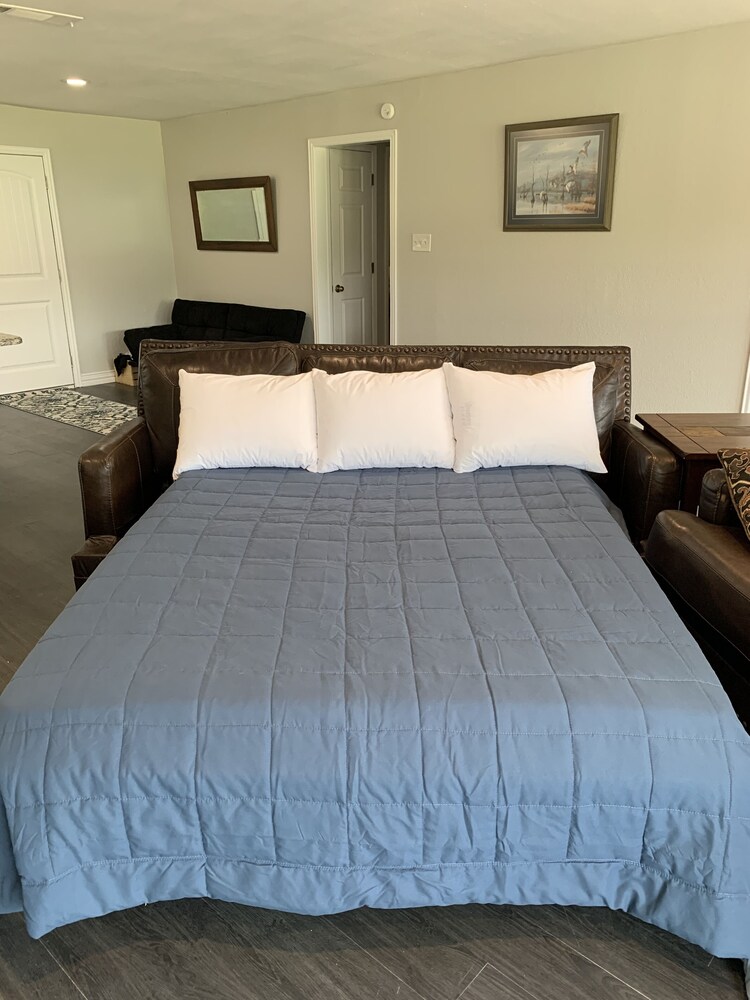 Spacious Cottage on Lake Granbury Hood County Vrbo