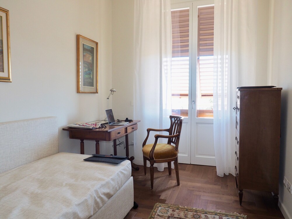 Enjoy Panoramic Views Of Florence From Your Rooftop Terrace Lungarno