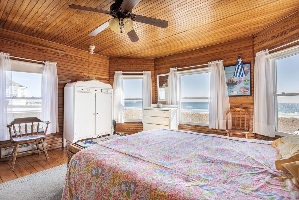 Quintessential Pine Point Beach, Maine Rental! Scarborough Vrbo
