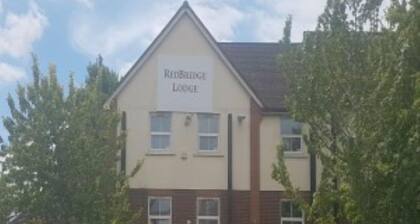 Redbridge Lodge