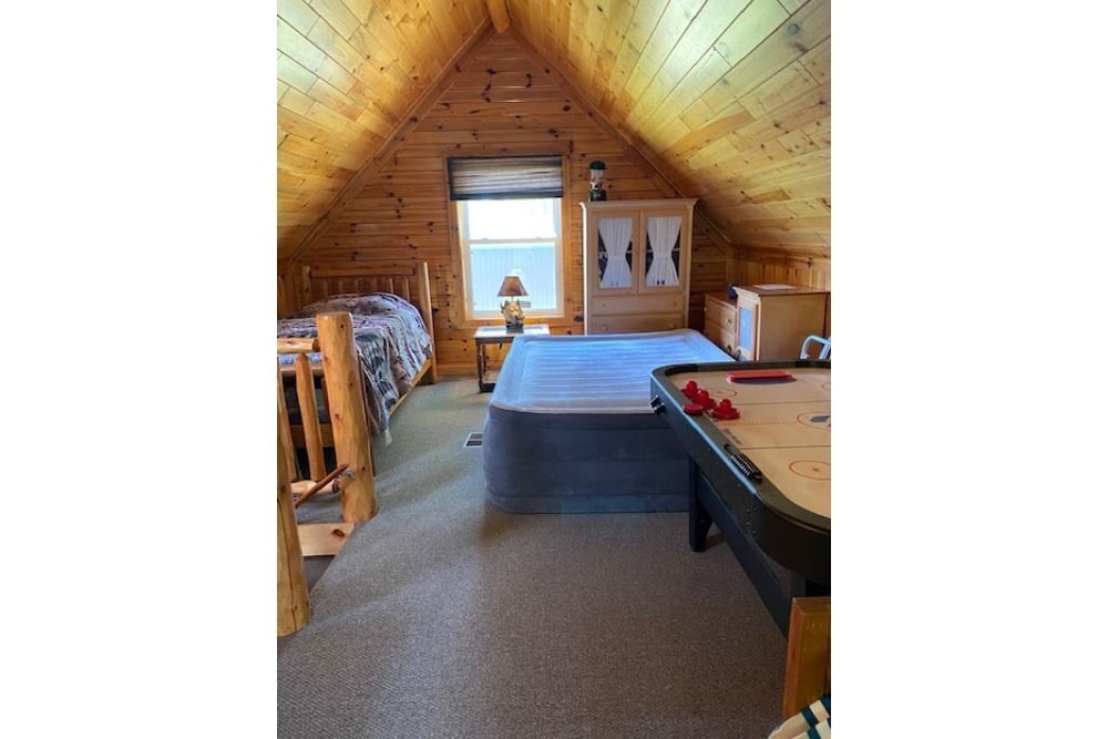 Lewiston, Michigan East Twin Lake Snow/Sun/Sand/Fish/Fun Lewiston