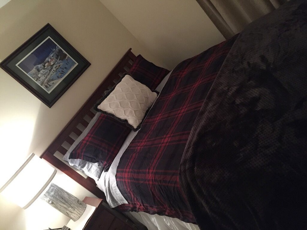 Sugarbush VT Condo! Located In The Village at Lincoln Peak! Mad River