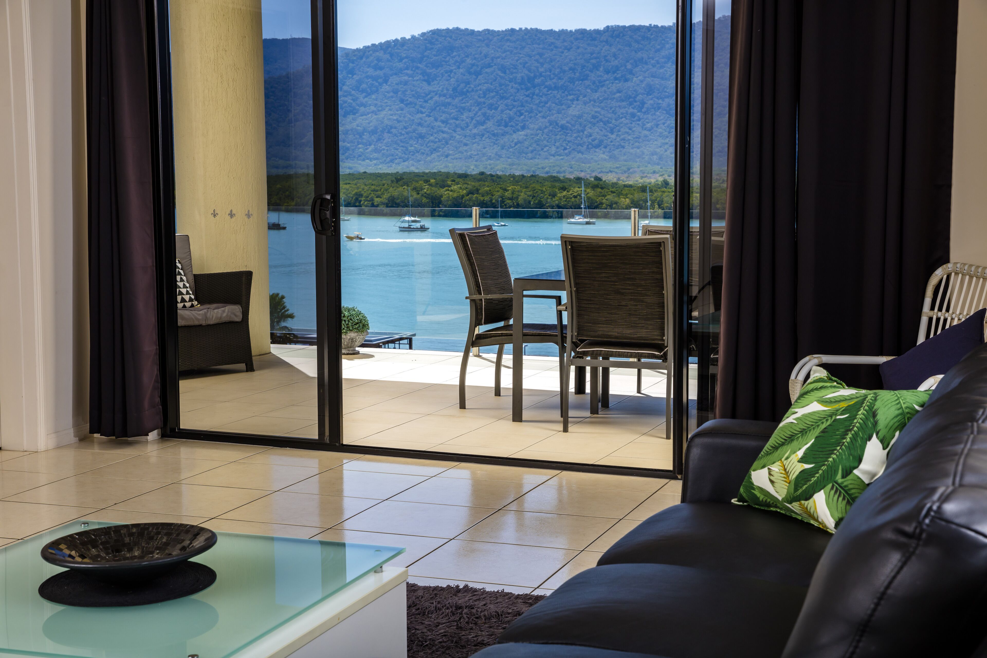 Jack & Newell Holiday Apartments