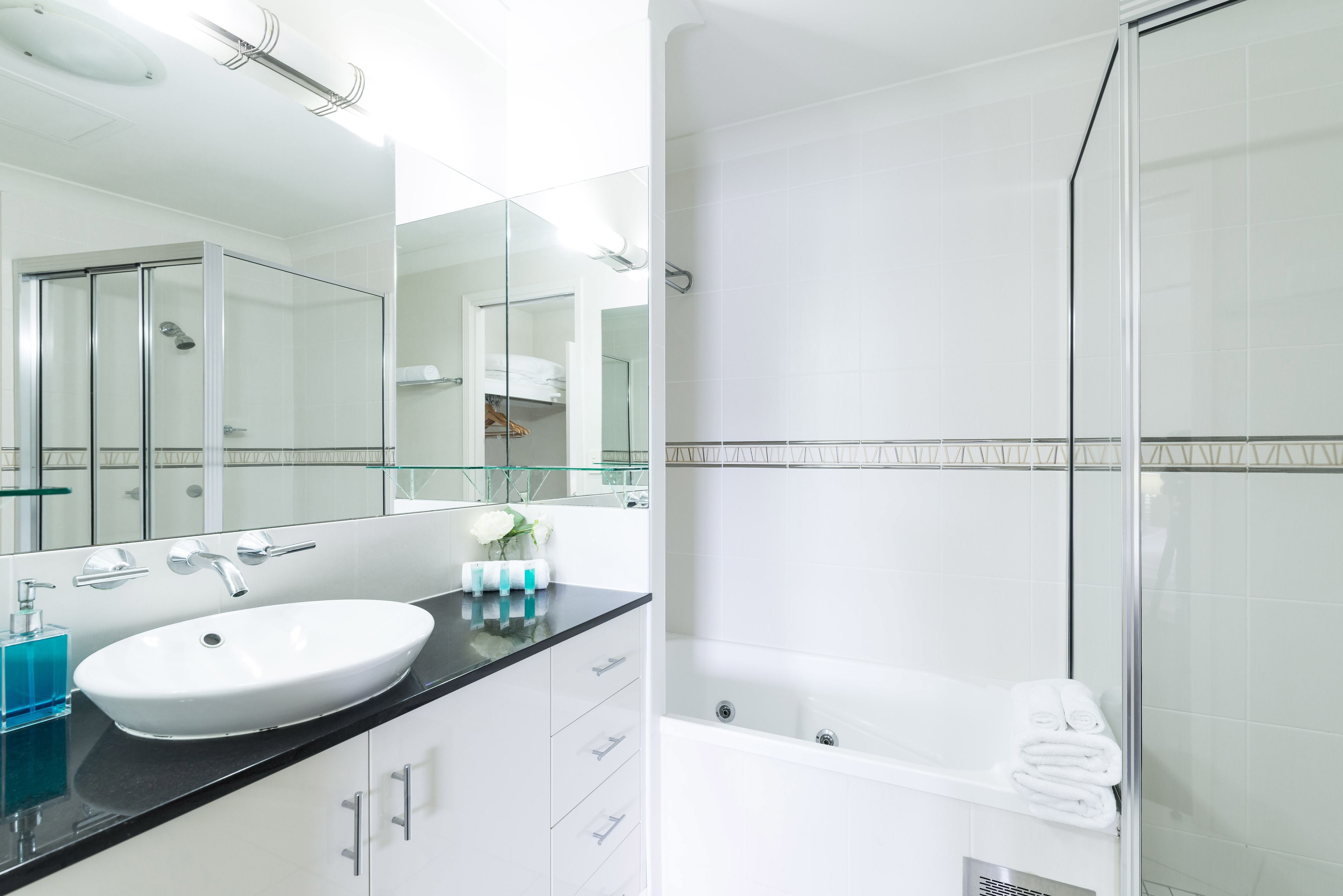 Jack & Newell Holiday Apartments