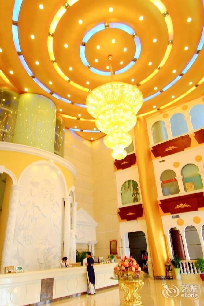Vienna International Hotel Beihai Beibuwan Square Branch in Beihai, China