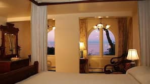 Premium bedding, pillowtop beds, in-room safe, individually decorated