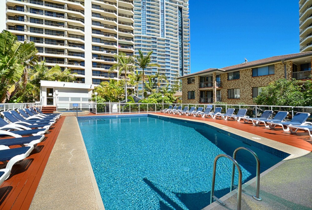 Surfers Century Oceanside Apartments Reviews Photos Rates Surfers Century Oceanside Apartments