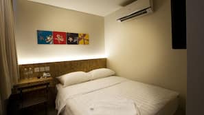 Down duvet, Select Comfort beds, desk, free WiFi