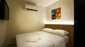 Down duvet, Select Comfort beds, desk, free WiFi