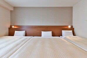 Desk, blackout drapes, iron/ironing board, free WiFi