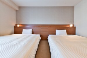 Desk, blackout drapes, iron/ironing board, free WiFi