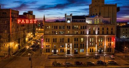 The Brewhouse Inn & Suites