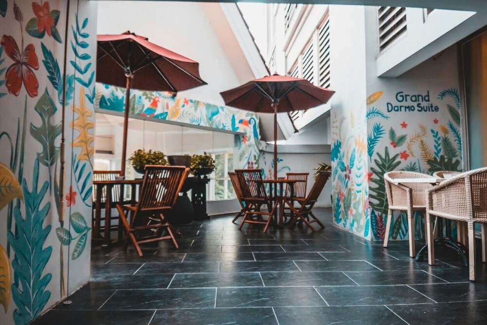 Promo [85% Off] Grand Darmo Suite By Amithya Indonesia | Best Cheapest