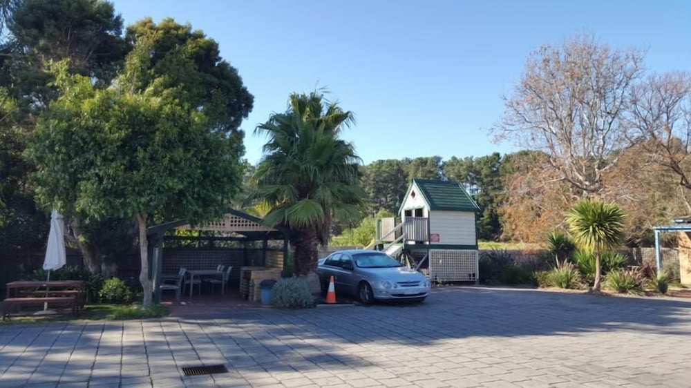 Balnarring Village Motor Inn