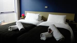 1 bedroom, iron/ironing board, free WiFi