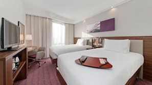 hilton londres soundproofing ironing