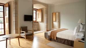 Minibar, in-room safe, desk, blackout curtains