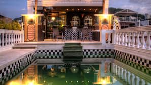 Indoor pool, outdoor pool