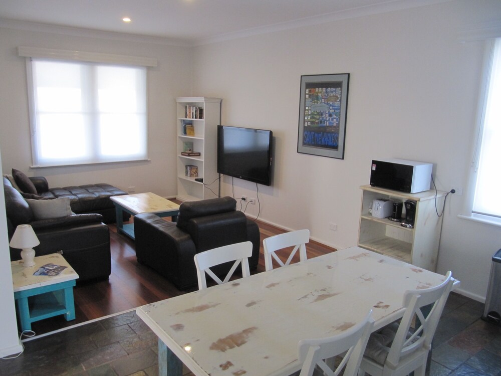 Living area, Cape Nelson Lighthouse