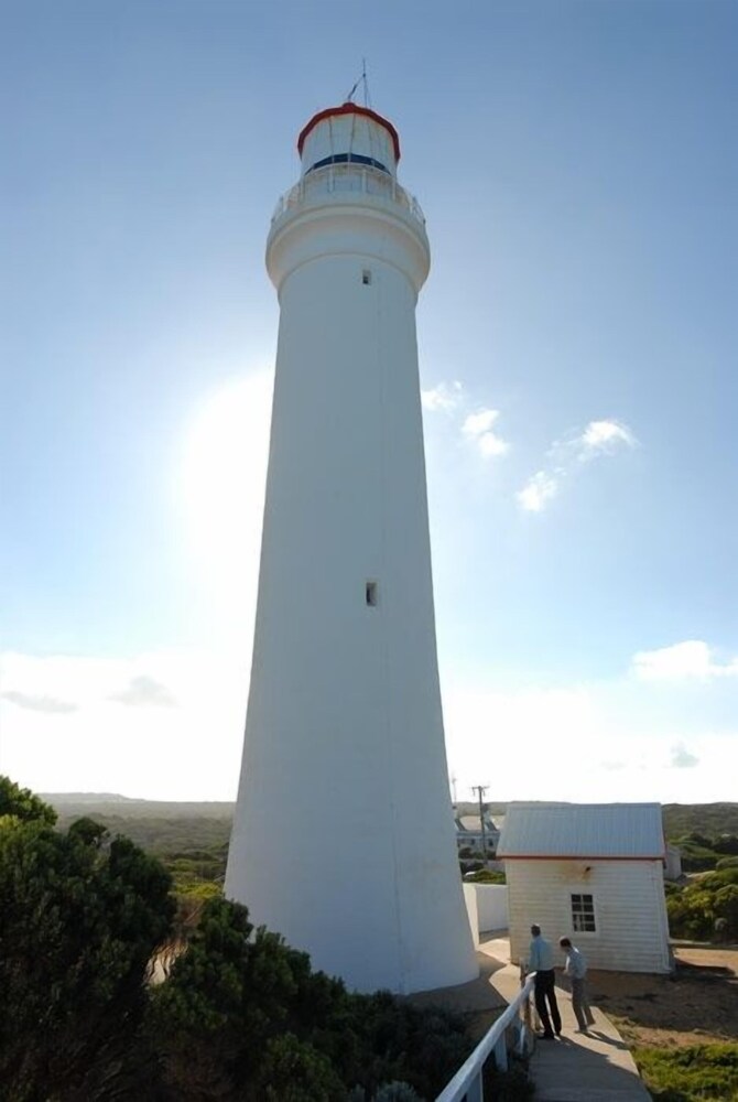 Cape Nelson Lighthouse