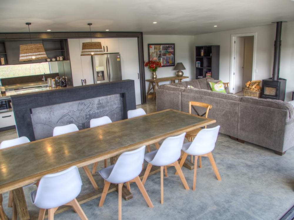 Kiwiesque Reviews Photos Rates Ebookersfi - 