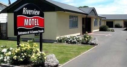 Riverview Motel